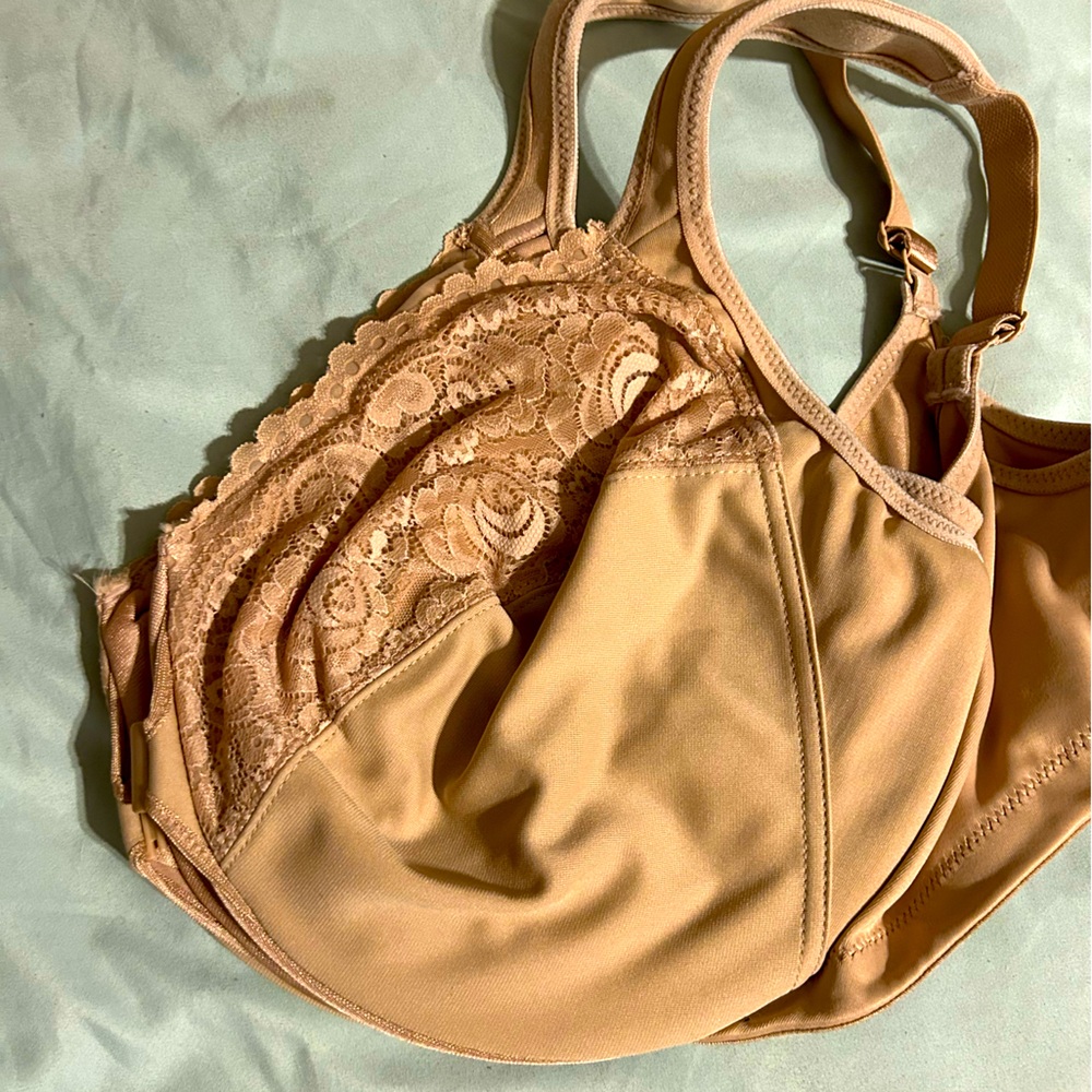 Glamorise Tan Supportive Bra with Lace Trim and Front Closure